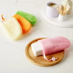 Juvale 4 Pack Soap Savers For Bar Soap With Drawstring Closure, Mesh Pouch For Exfoliating (4 Colors, 3.5 X 6 In)